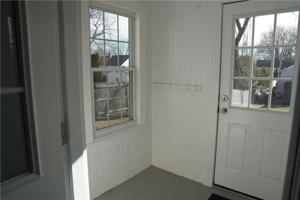 46 Royland Road Warwick RI 02889