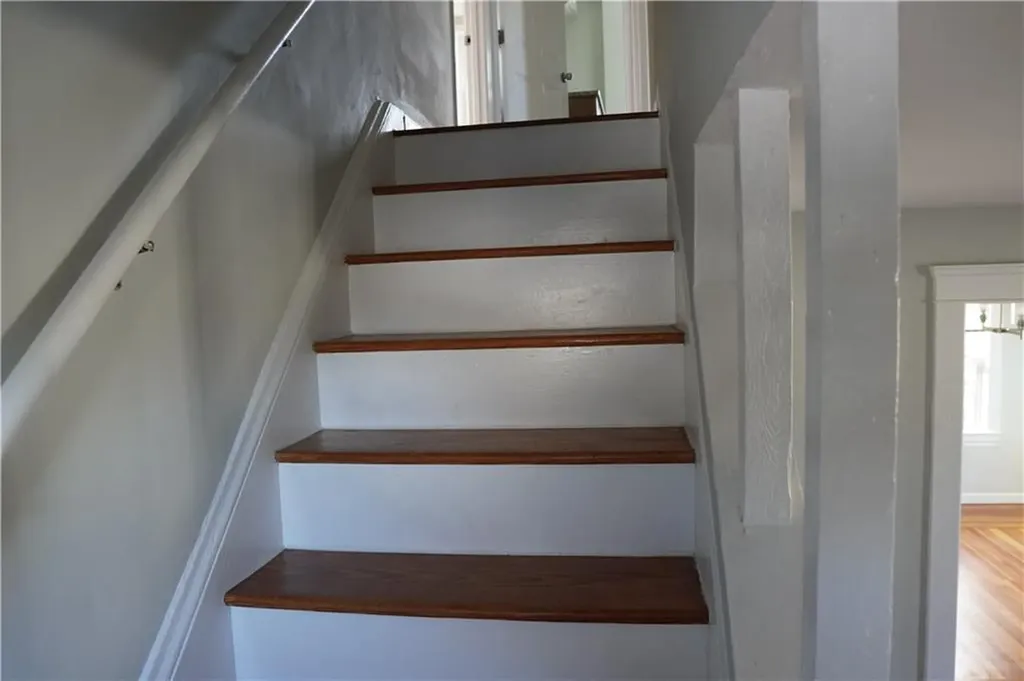 46 Royland Road Warwick RI 02889