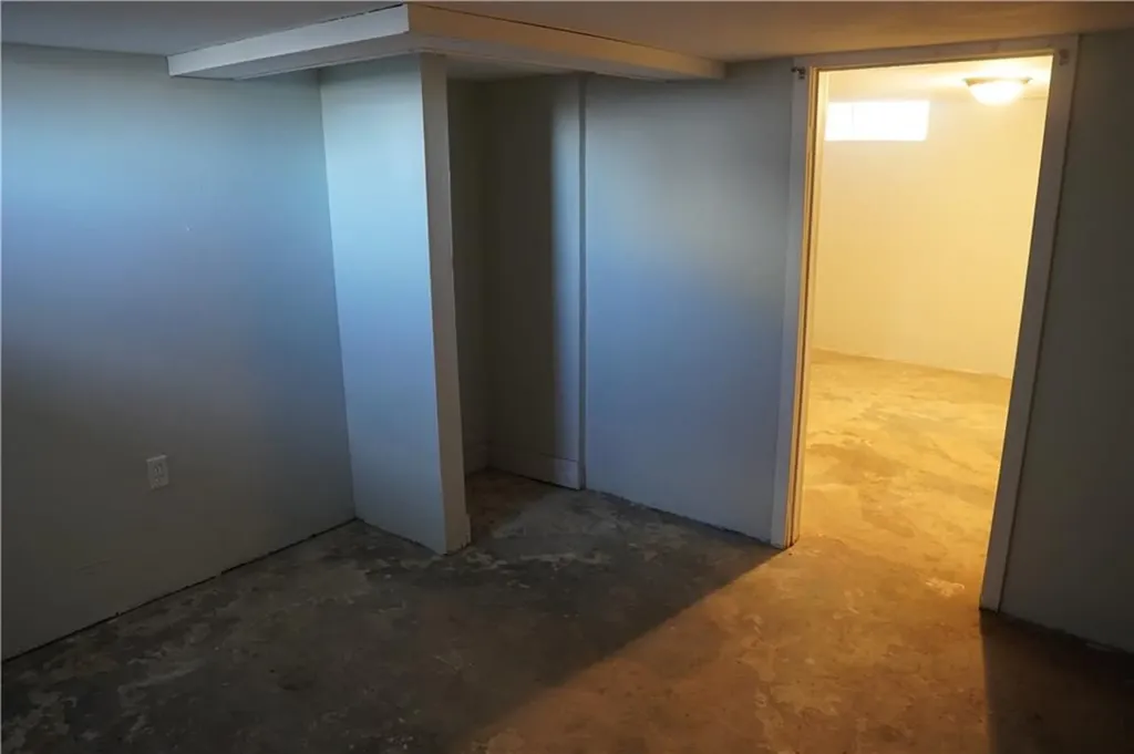 46 Royland Road Warwick RI 02889