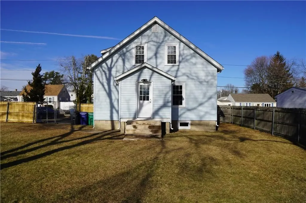 46 Royland Road Warwick RI 02889