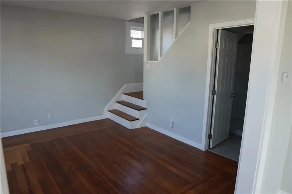 46 Royland Road Warwick RI 02889