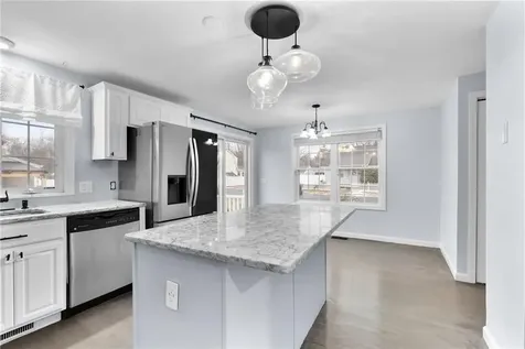 143 Morse Avenue Warwick RI 02886