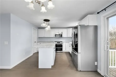 143 Morse Avenue Warwick RI 02886
