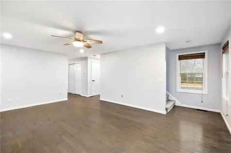 143 Morse Avenue Warwick RI 02886