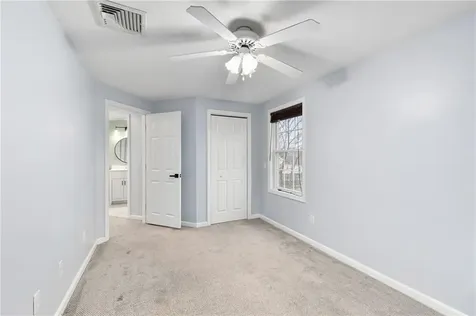 143 Morse Avenue Warwick RI 02886