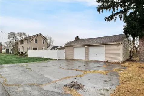 143 Morse Avenue Warwick RI 02886