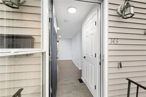 143 Morse Avenue Warwick RI 02886