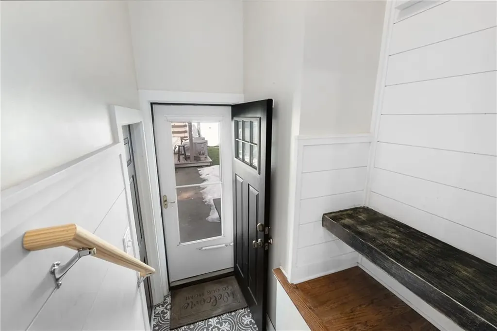 73 Moorland Avenue Cranston RI 02905