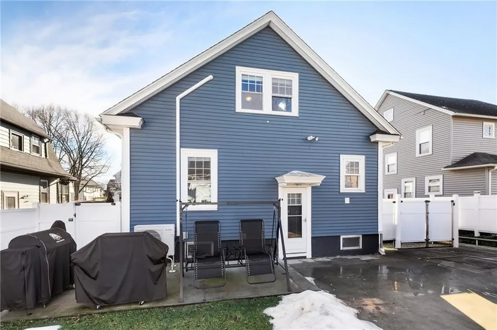 73 Moorland Avenue Cranston RI 02905