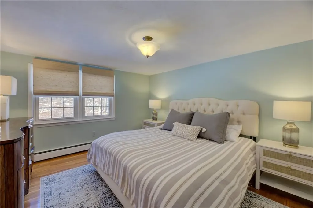 219 Brian Drive Warwick RI 02886