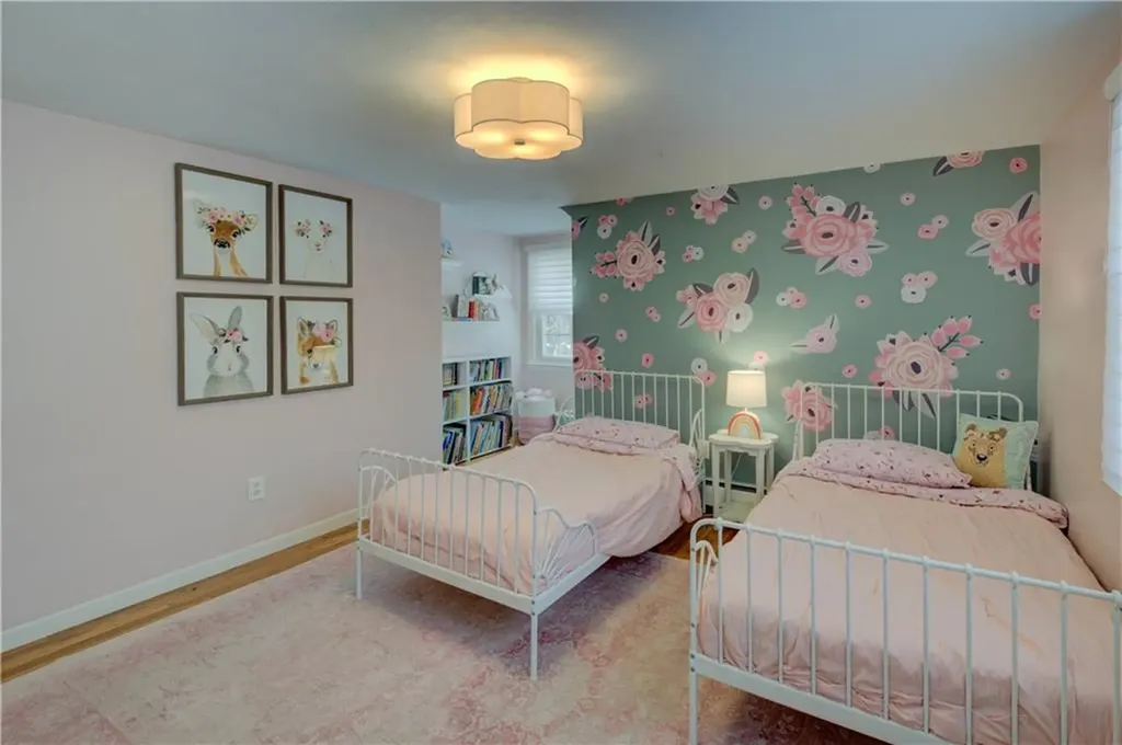 219 Brian Drive Warwick RI 02886