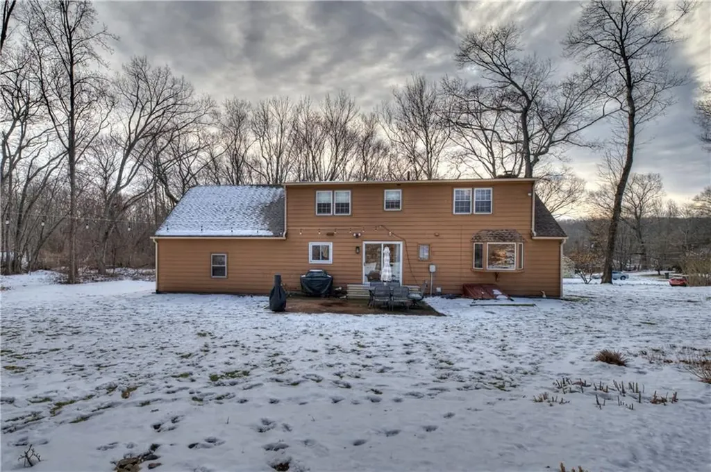 219 Brian Drive Warwick RI 02886