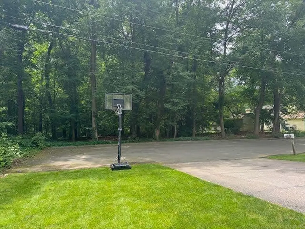 219 Brian Drive Warwick RI 02886