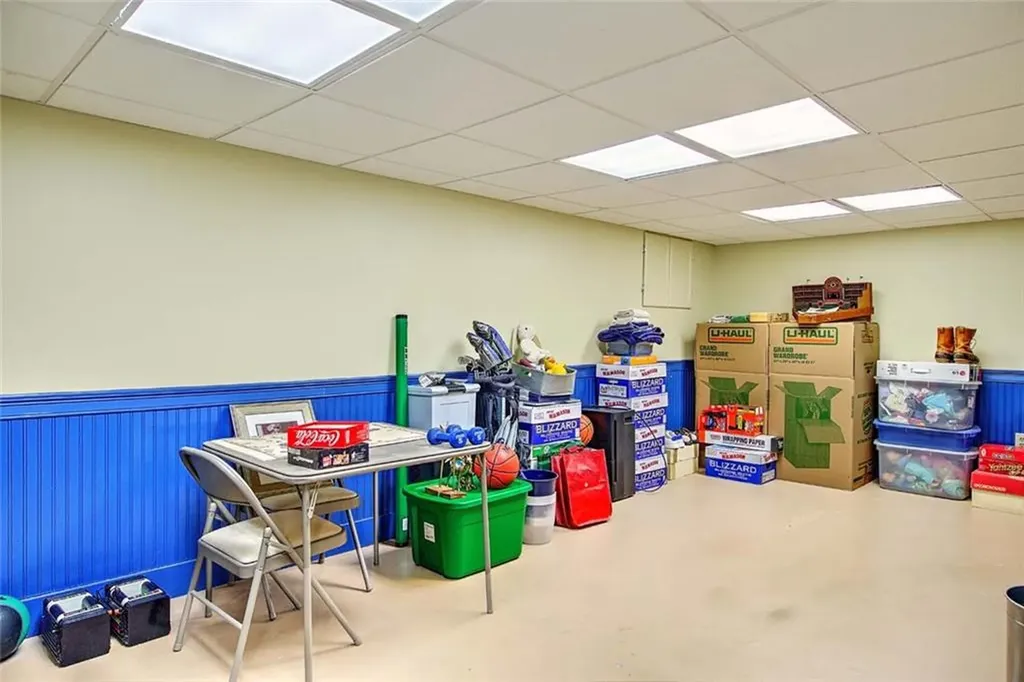 17 Briarwood Drive Barrington RI 02806