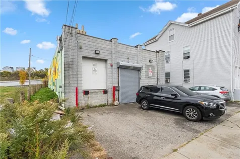 39 De Soto Street Providence RI 02909
