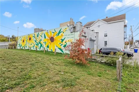39 De Soto Street Providence RI 02909