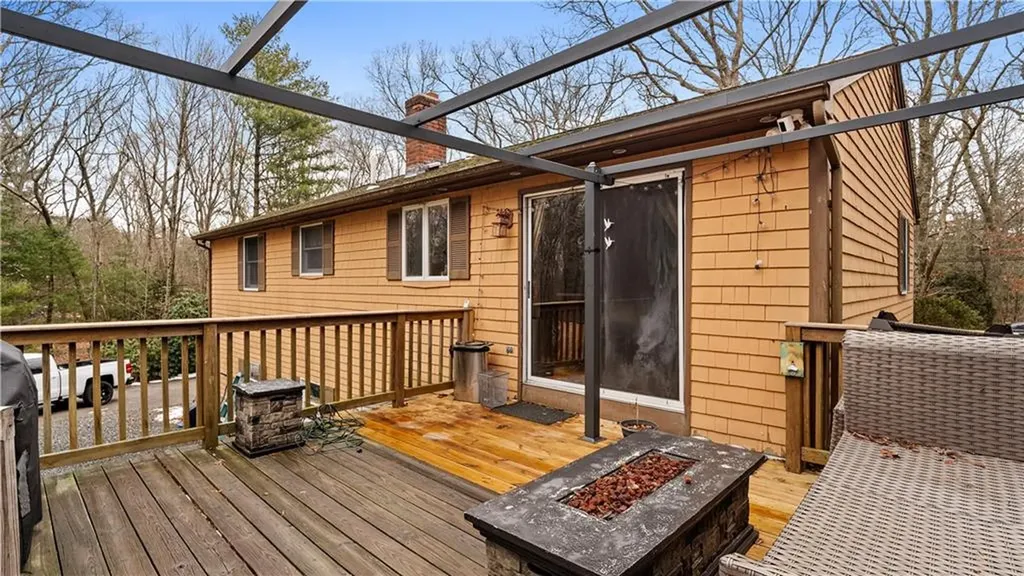 267 Yawgoo Valley Road Exeter RI 02822