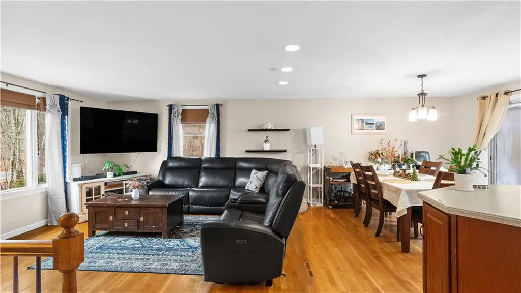 267 Yawgoo Valley Road Exeter RI 02822