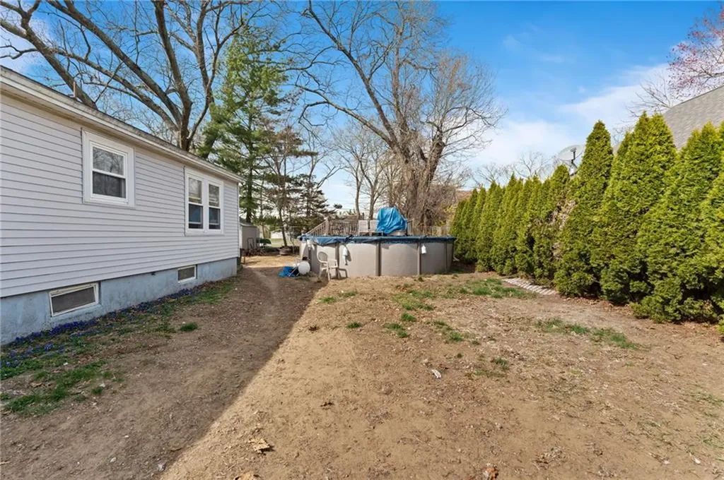 75 Northup Street Warwick RI 02889