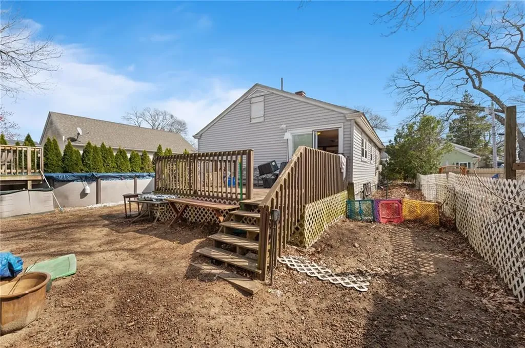 75 Northup Street Warwick RI 02889