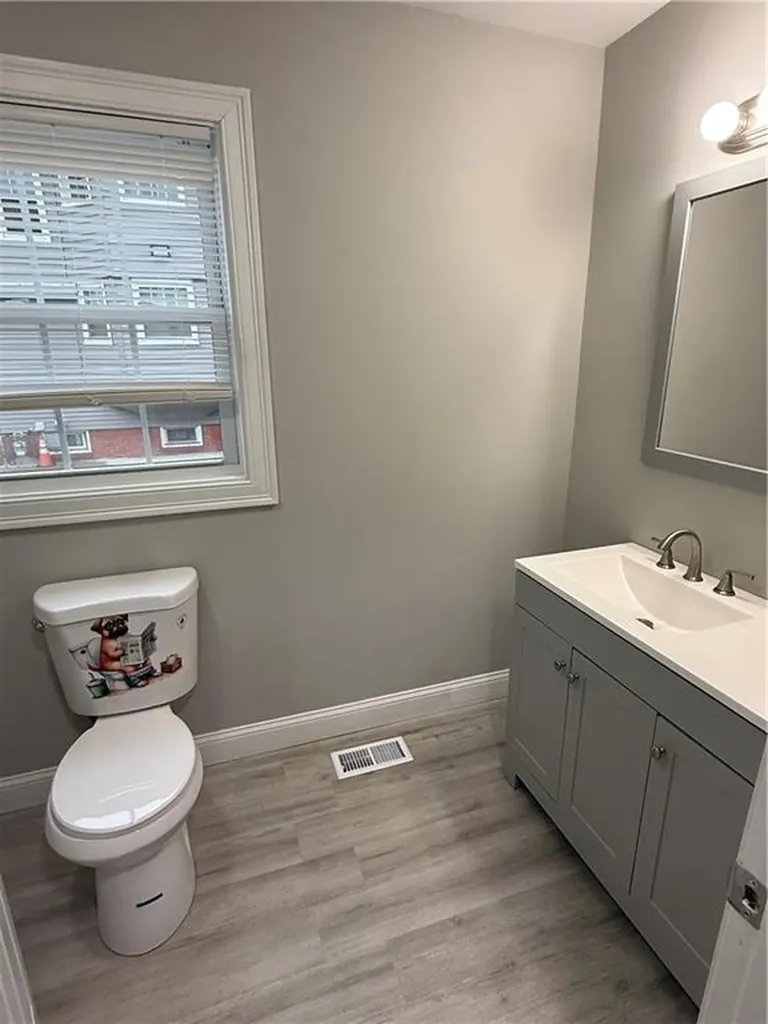 25 Denison Street Providence RI 02904