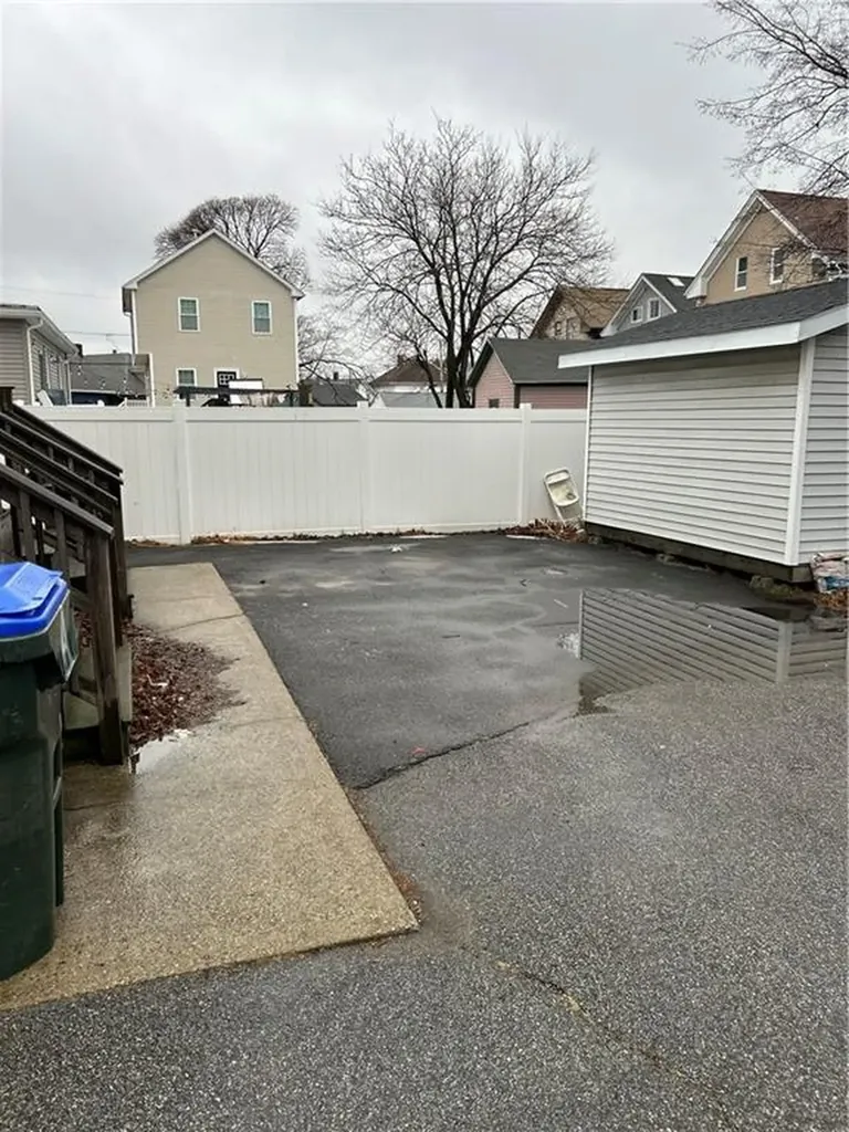 25 Denison Street Providence RI 02904