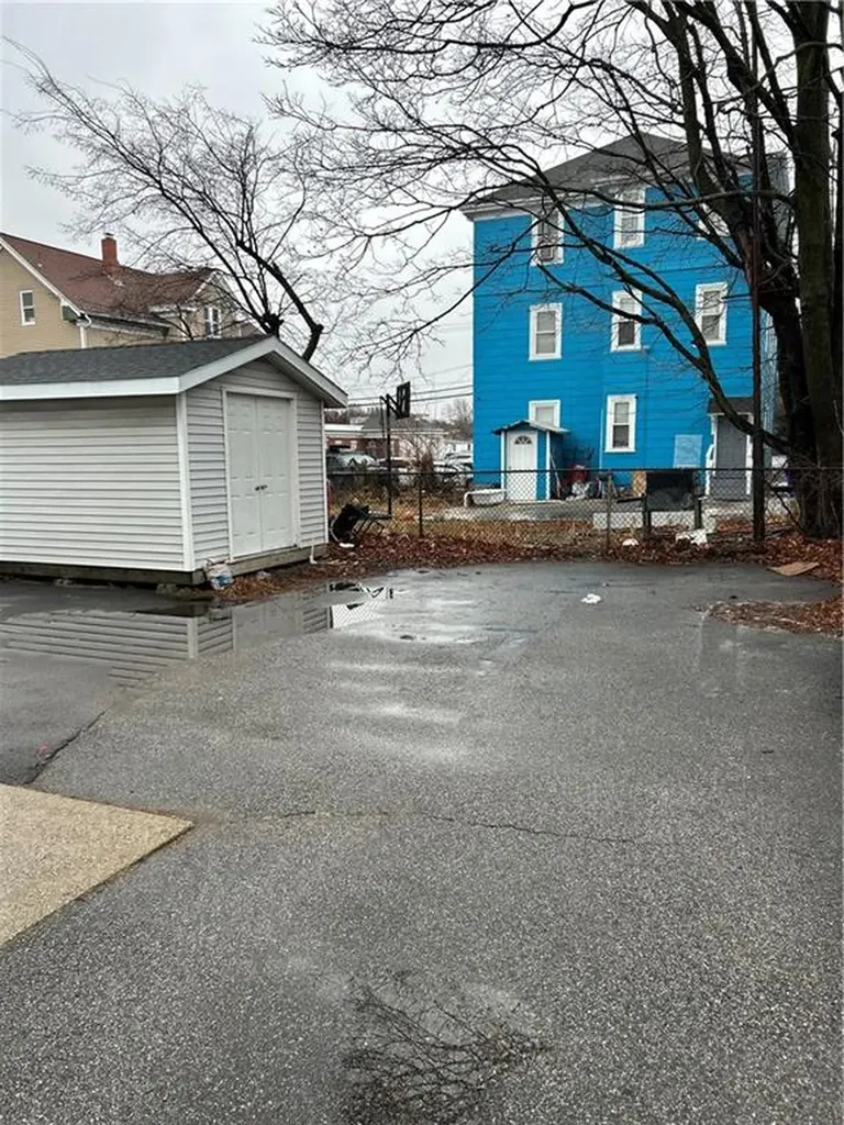 25 Denison Street Providence RI 02904