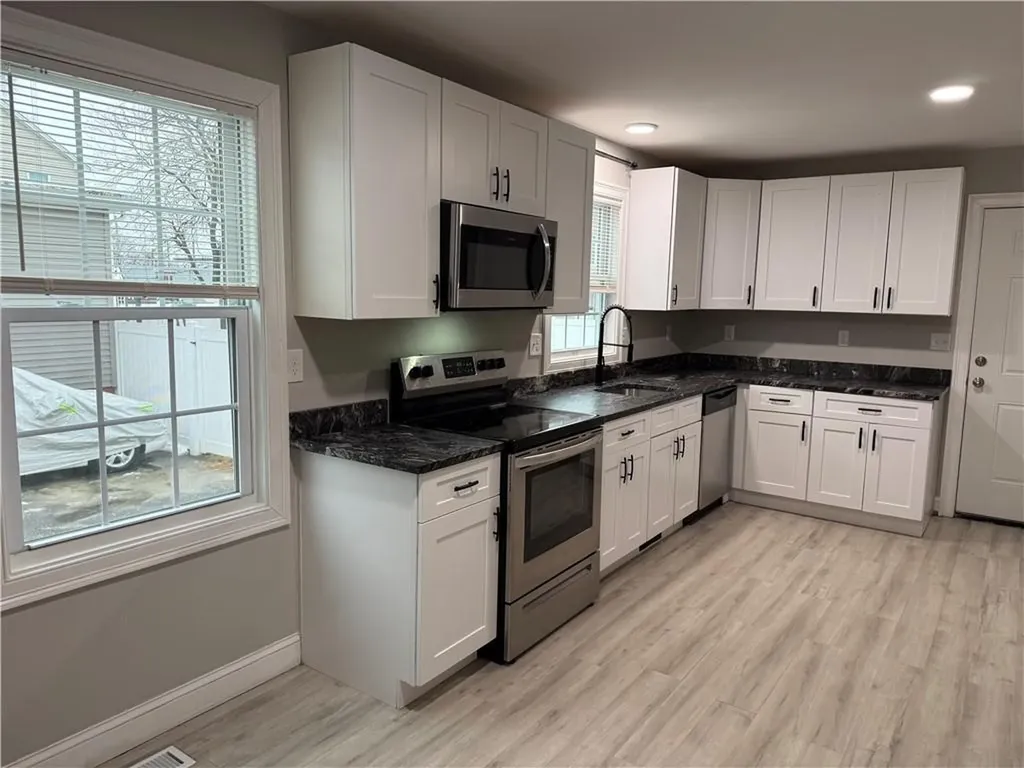 25 Denison Street Providence RI 02904