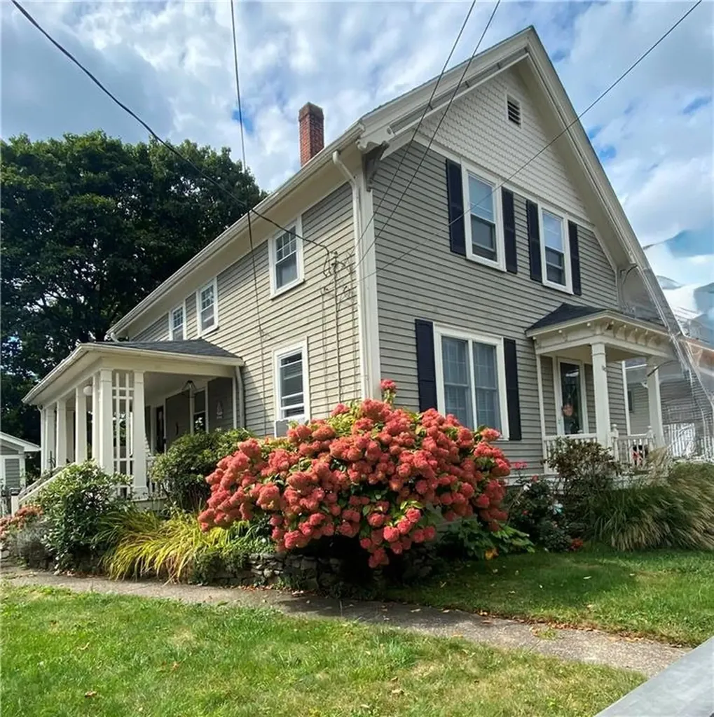 130 Chapel Street Lincoln RI 02865