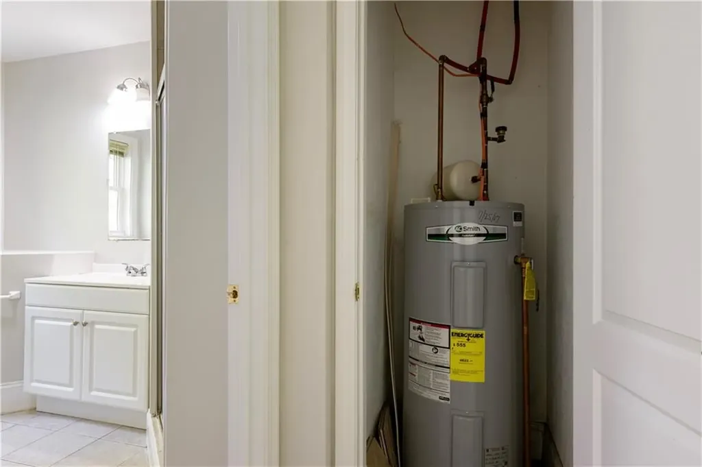 5 Morrill Lane North Providence RI 02904