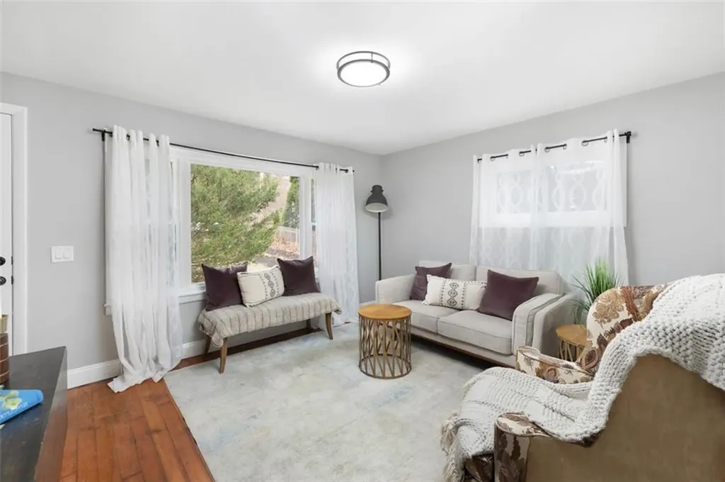 374 Crandall Road Tiverton RI 02878