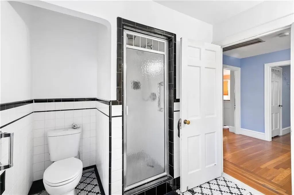 175 Canton Street Providence RI 02908