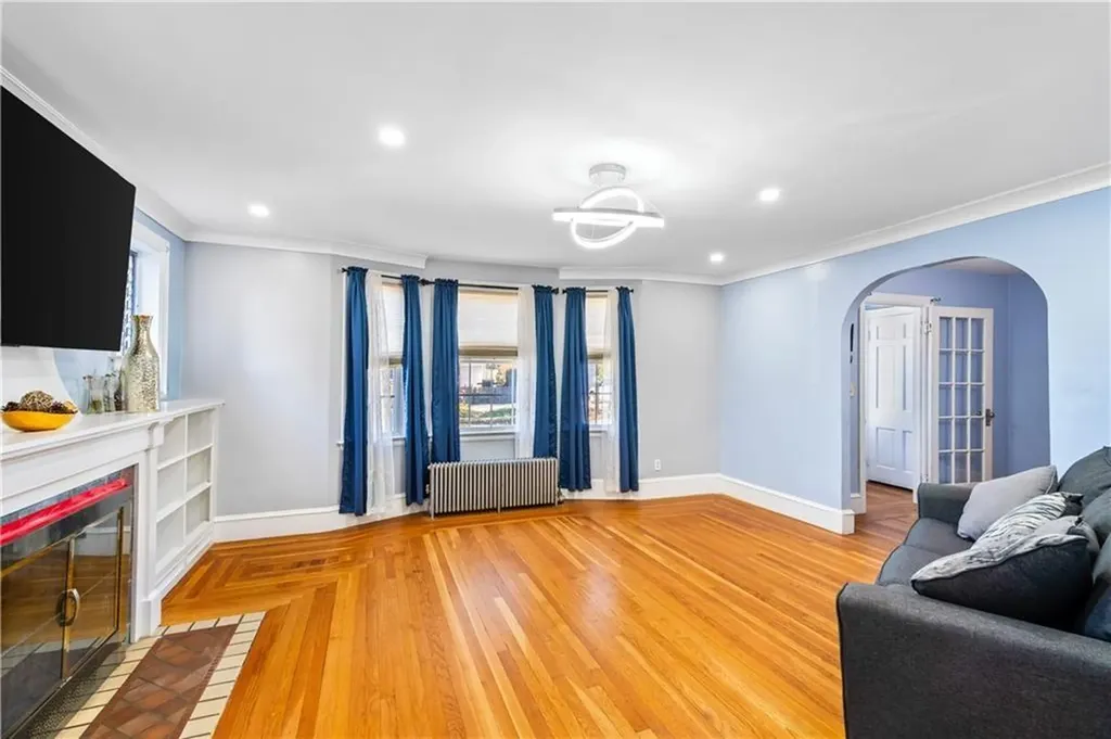 175 Canton Street Providence RI 02908