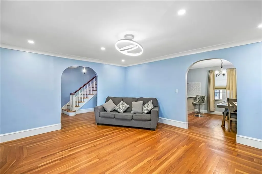 175 Canton Street Providence RI 02908