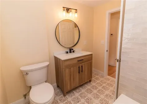 105 Hornet Road North Kingstown RI 02852