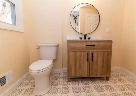 105 Hornet Road North Kingstown RI 02852