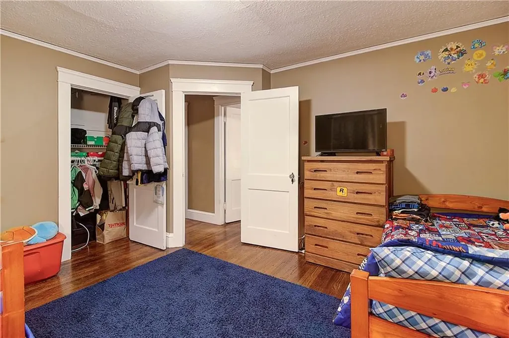 50 Welfare Avenue Cranston RI 02910