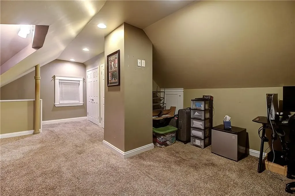 50 Welfare Avenue Cranston RI 02910