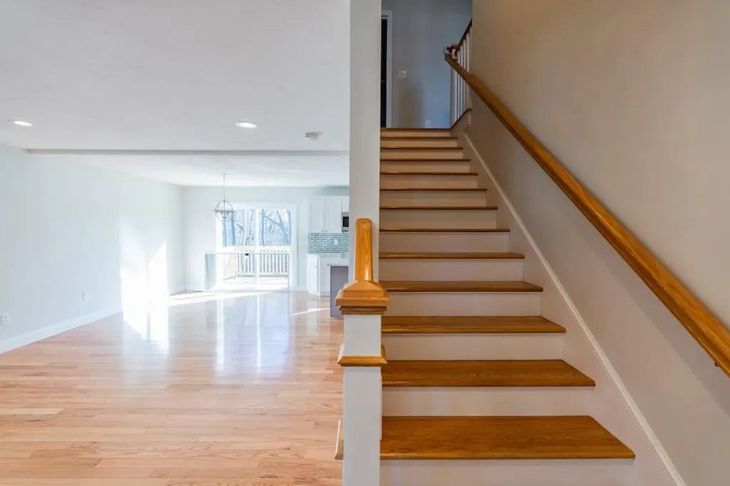 100 Brentwood Avenue Warwick RI 02886