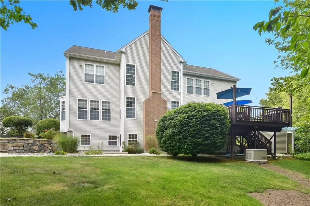 40 Wild Rose Court South Kingstown RI 02879