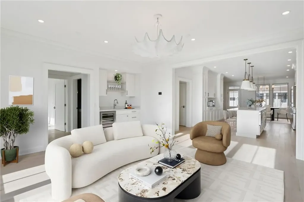 8 Lookout Lane Portsmouth RI 02871