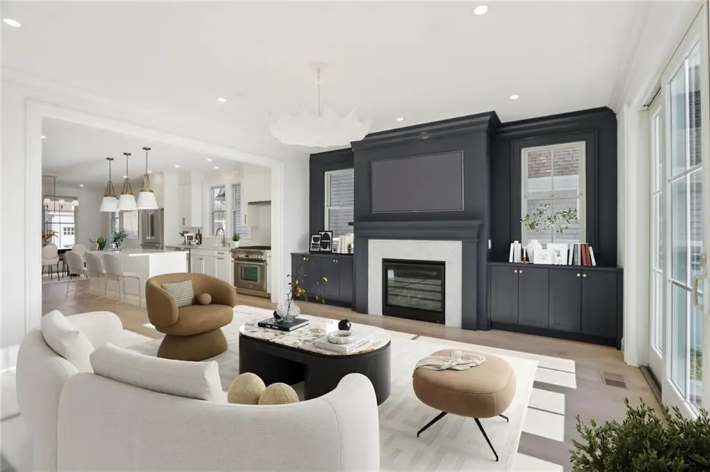 8 Lookout Lane Portsmouth RI 02871