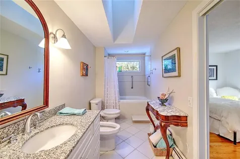 41 Riverview Drive Westport MA 02790