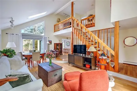 41 Riverview Drive Westport MA 02790