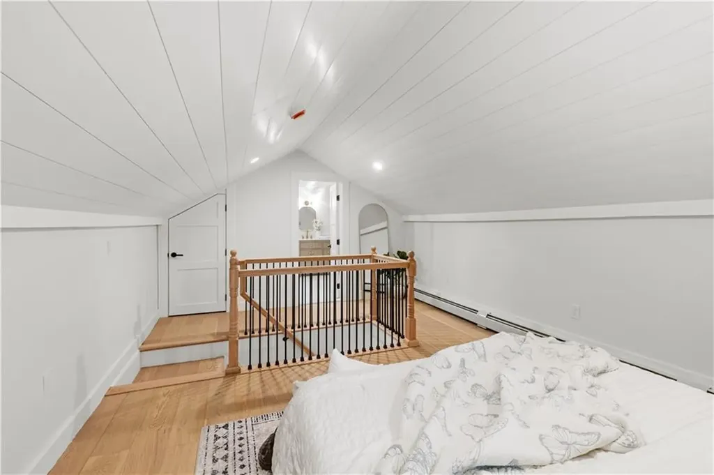 51 Poplar Street Newport RI 02840