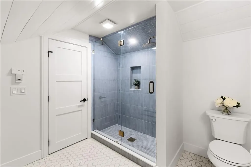 51 Poplar Street Newport RI 02840