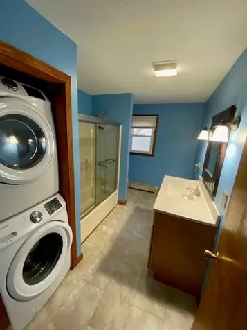 6 Sterling Drive Tiverton RI 02878