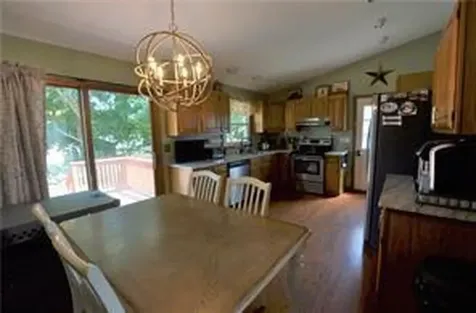 6 Sterling Drive Tiverton RI 02878