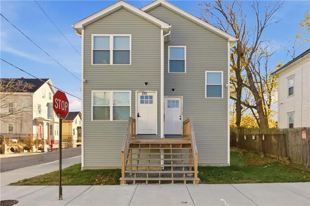 272 Sayles Street Providence RI 02905