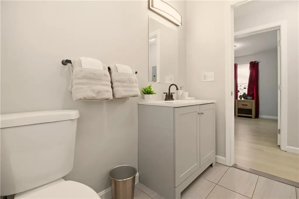 272 Sayles Street Providence RI 02905